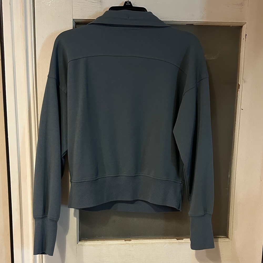 NWT Old Navy Dynamic Fleece Pullover - Picture 3 of 4